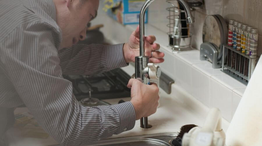 Expert burst pipe repair services in Niagara University, NY